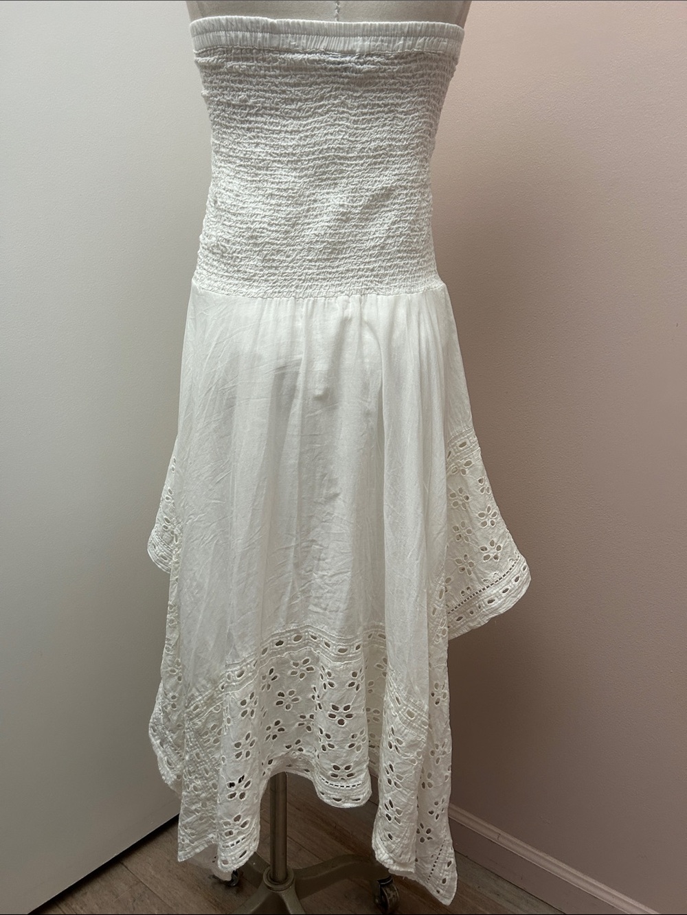 White cotton Eyelet Asymmetrical Maxi Skirt - Women size M - Picture 5 of 15